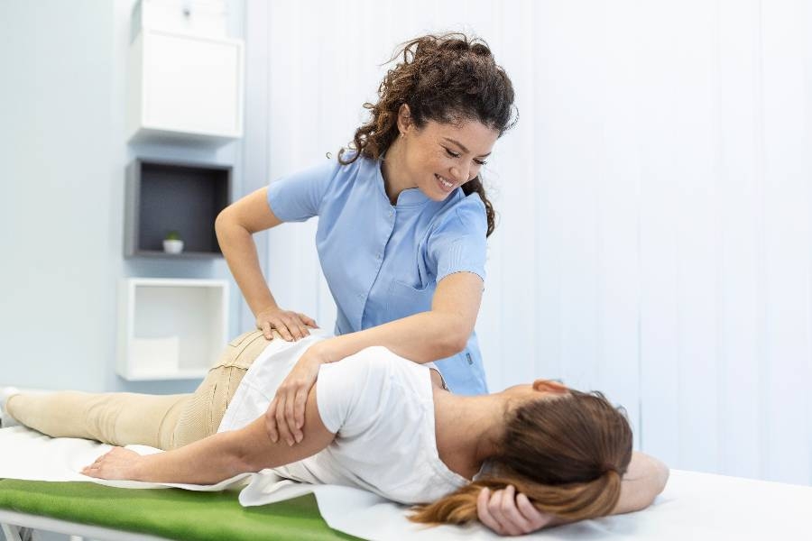 Manuel terapi uygulaması